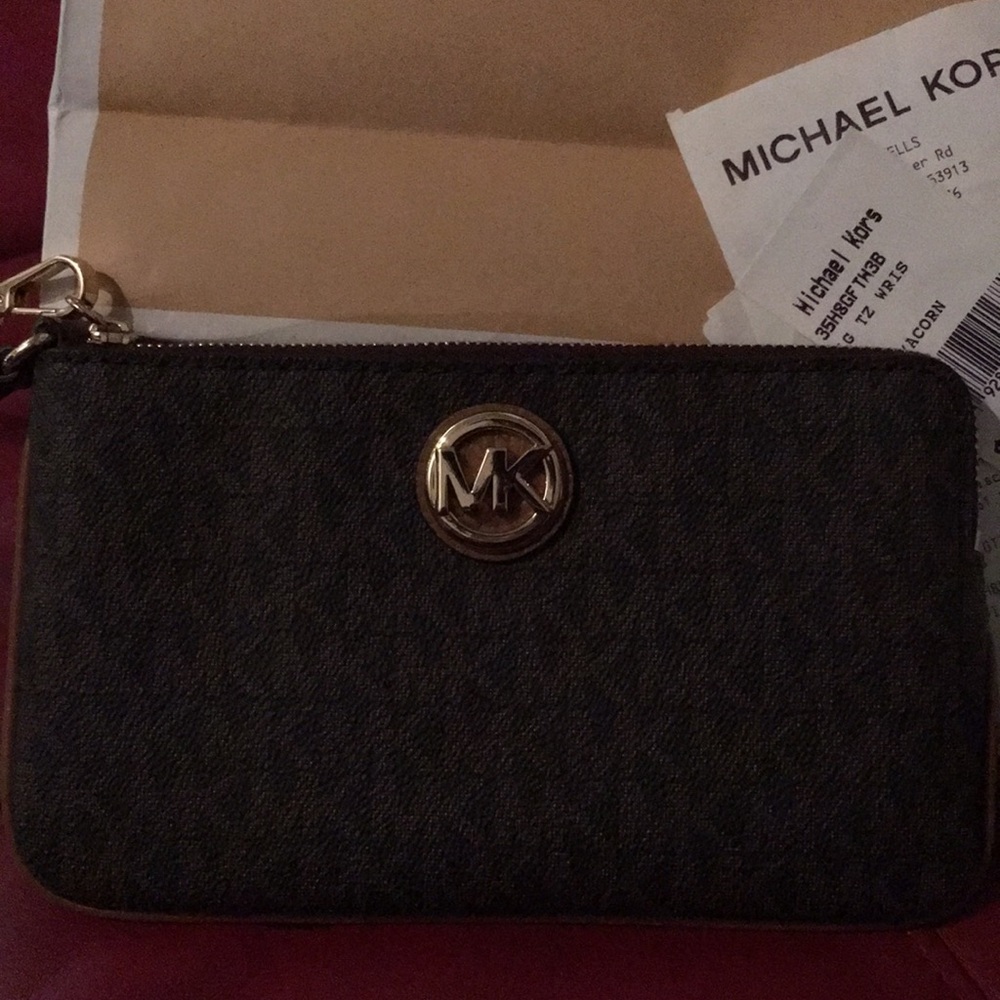 Wristlet - Picture 2 of 4